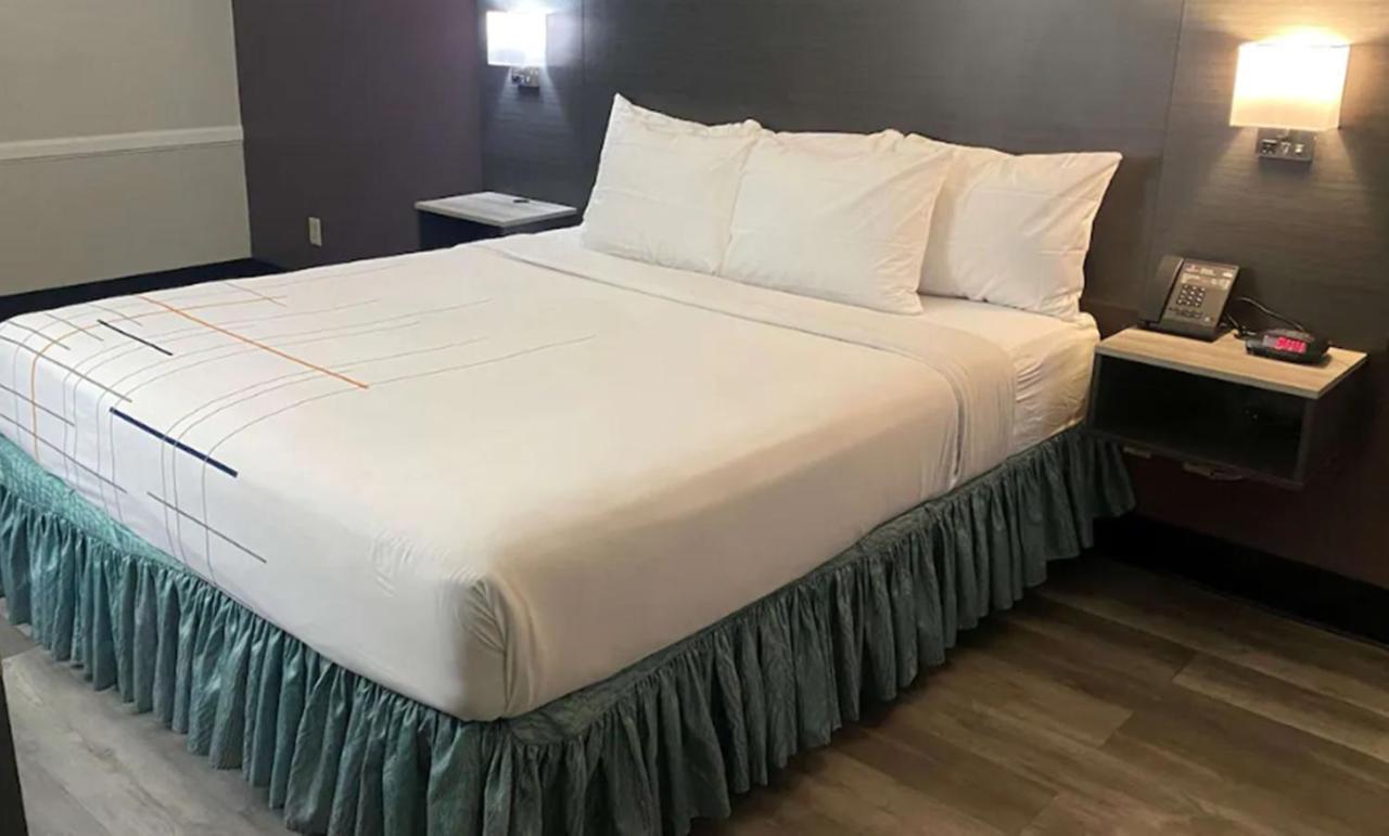 La Quinta Inn By Wyndham Bakersfield South Экстерьер фото