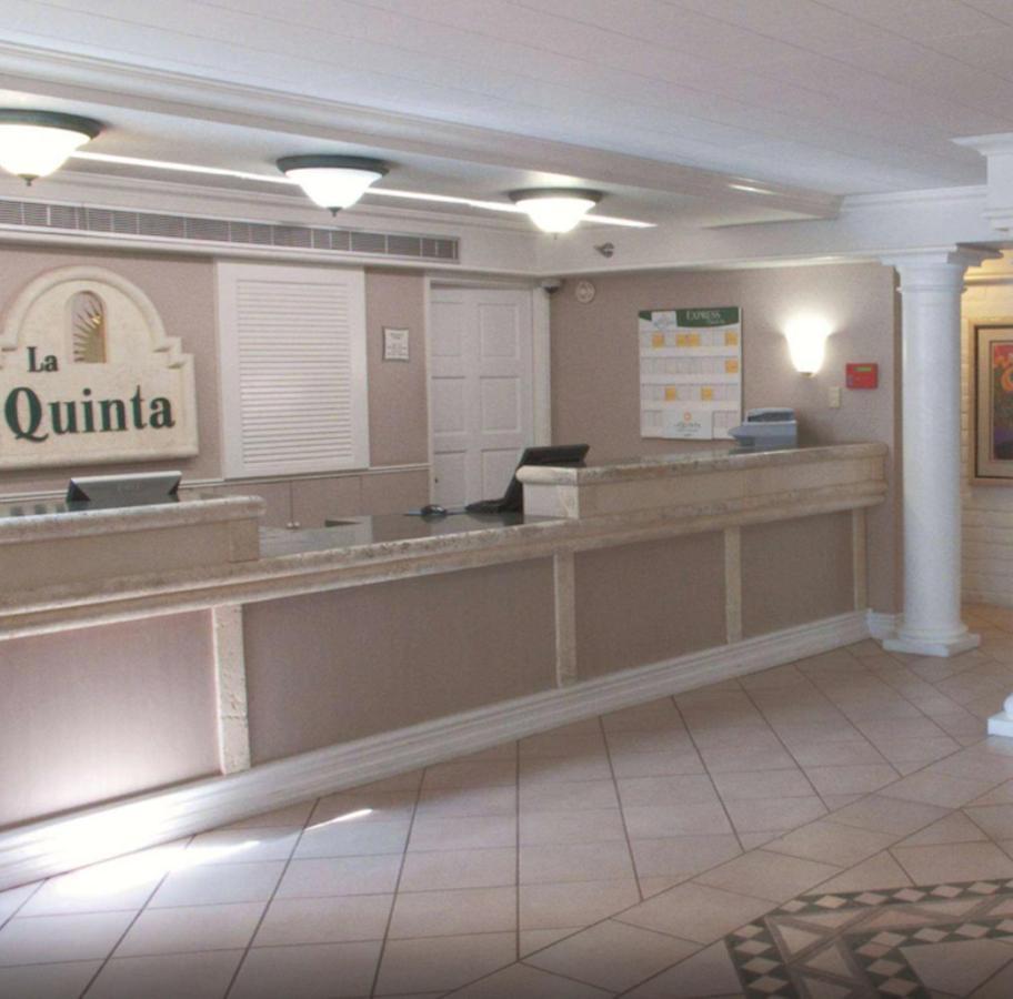 La Quinta Inn By Wyndham Bakersfield South Экстерьер фото