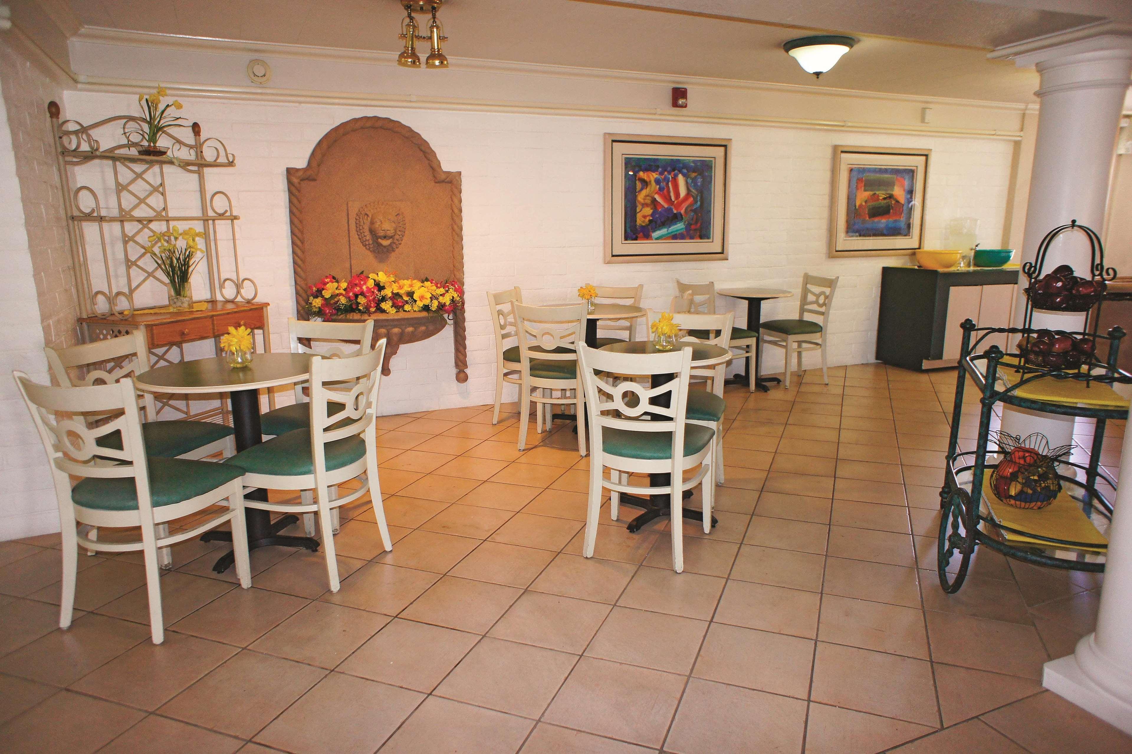 La Quinta Inn By Wyndham Bakersfield South Экстерьер фото